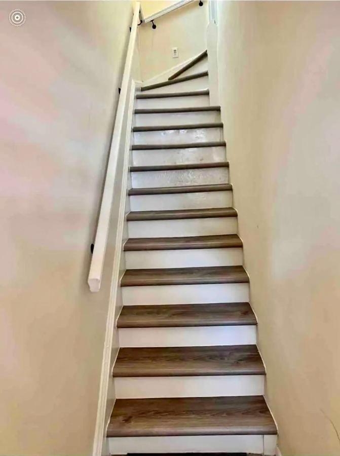 8-A Diamond In Yonkers, Ny Hotel ภายนอก รูปภาพ